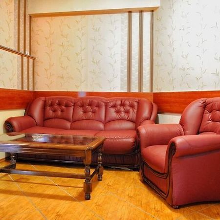 Hotel Dunav スレムスキ・カルロヴツィ エクステリア 写真