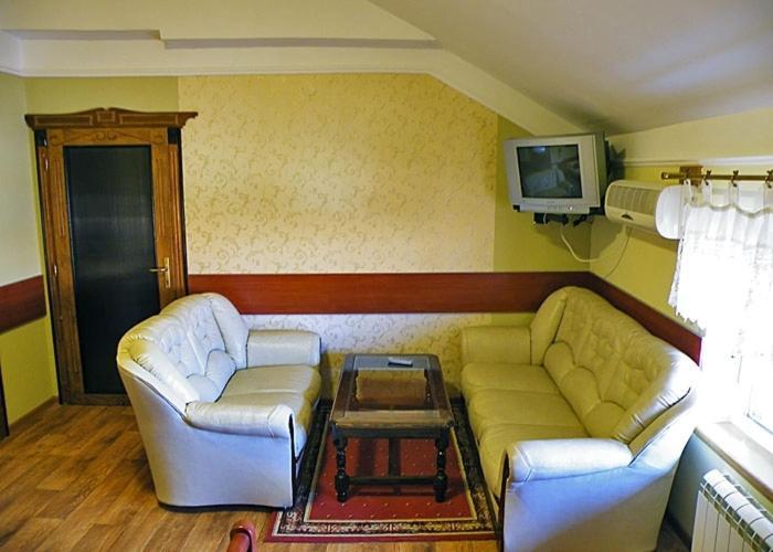 Hotel Dunav スレムスキ・カルロヴツィ 部屋 写真