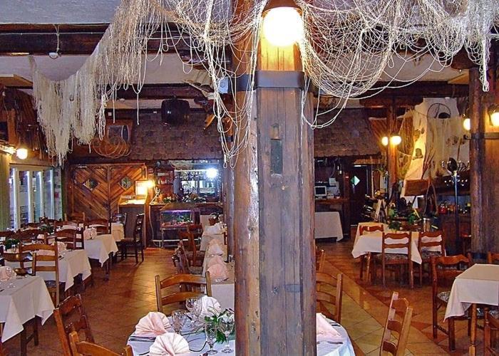 Hotel Dunav スレムスキ・カルロヴツィ エクステリア 写真